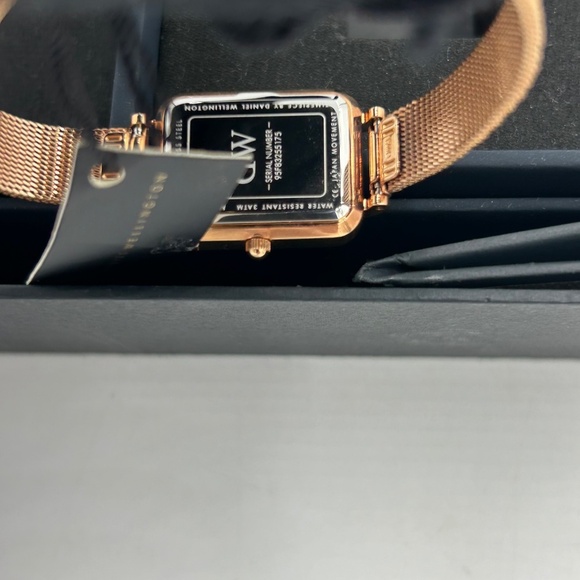 Women’s Daniel Wellington, Quadro Evergold watch with Green dial/gold bracelet main image 4
